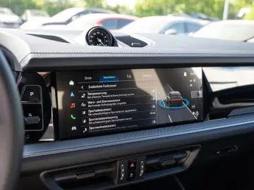 Porsche Cayenne S - Panoramic