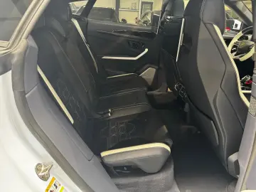 LAMBORGHINI Urus SE MY 25 AHK B&O Luftsystem BIANCO sapphir.