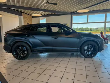 LAMBORGHINI Urus SE   5 Jahre Servicepaket   Panorama   uvm.