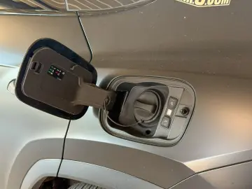 LAMBORGHINI Urus SE   5 Jahre Servicepaket   Panorama   uvm.