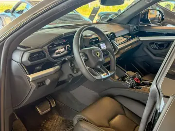 LAMBORGHINI Urus SE   5 Jahre Servicepaket   Panorama   uvm.