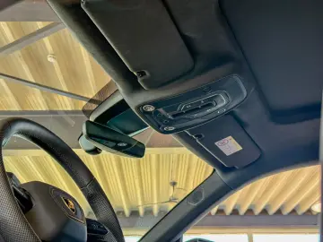 LAMBORGHINI Urus SE   5 Jahre Servicepaket   Panorama   uvm.