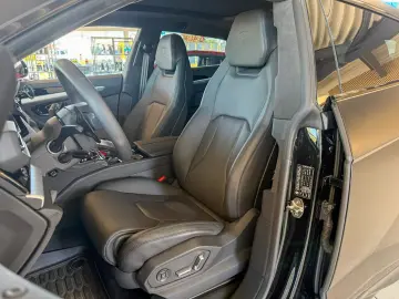 LAMBORGHINI Urus SE   5 Jahre Servicepaket   Panorama   uvm.