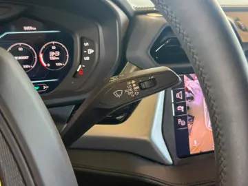 LAMBORGHINI Urus SE   5 Jahre Servicepaket   Panorama   uvm.