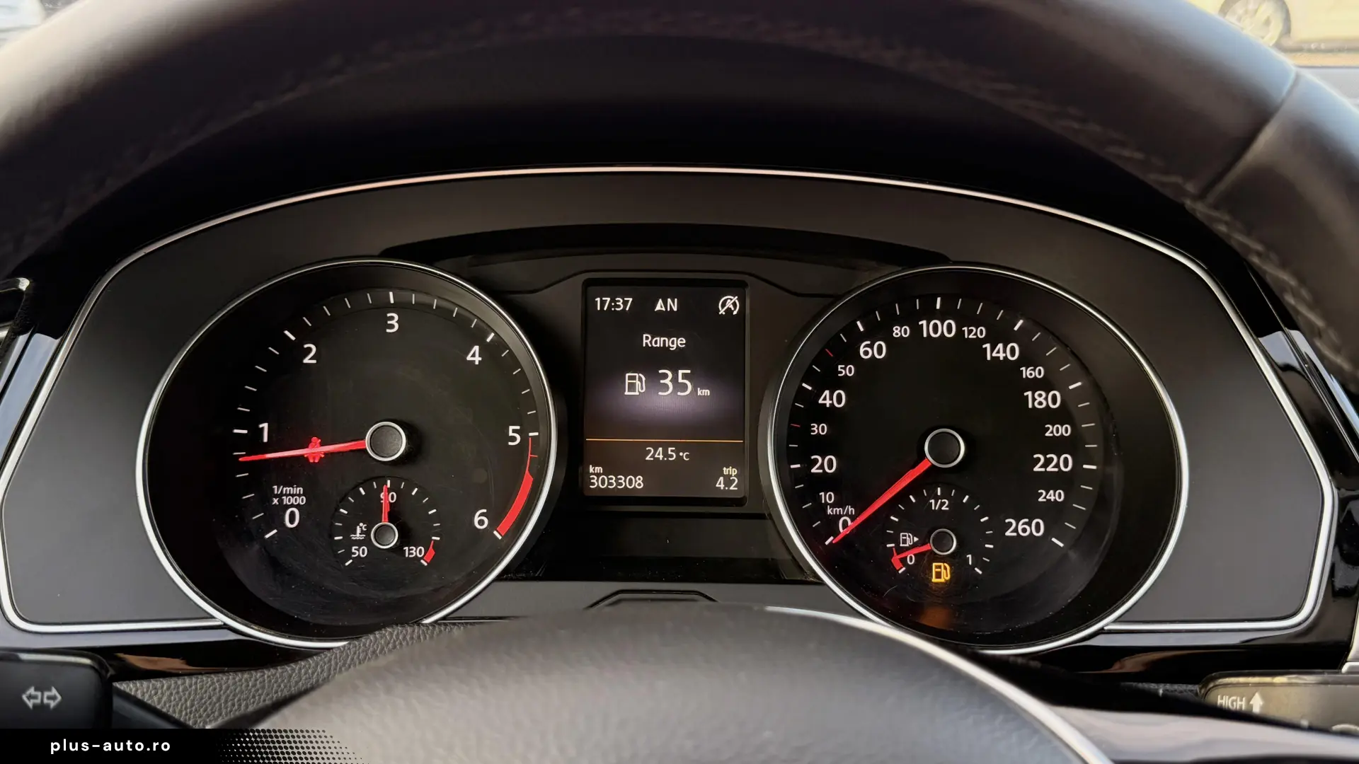 Volkswagen Passat 1.6 TDI DSG R-Line
