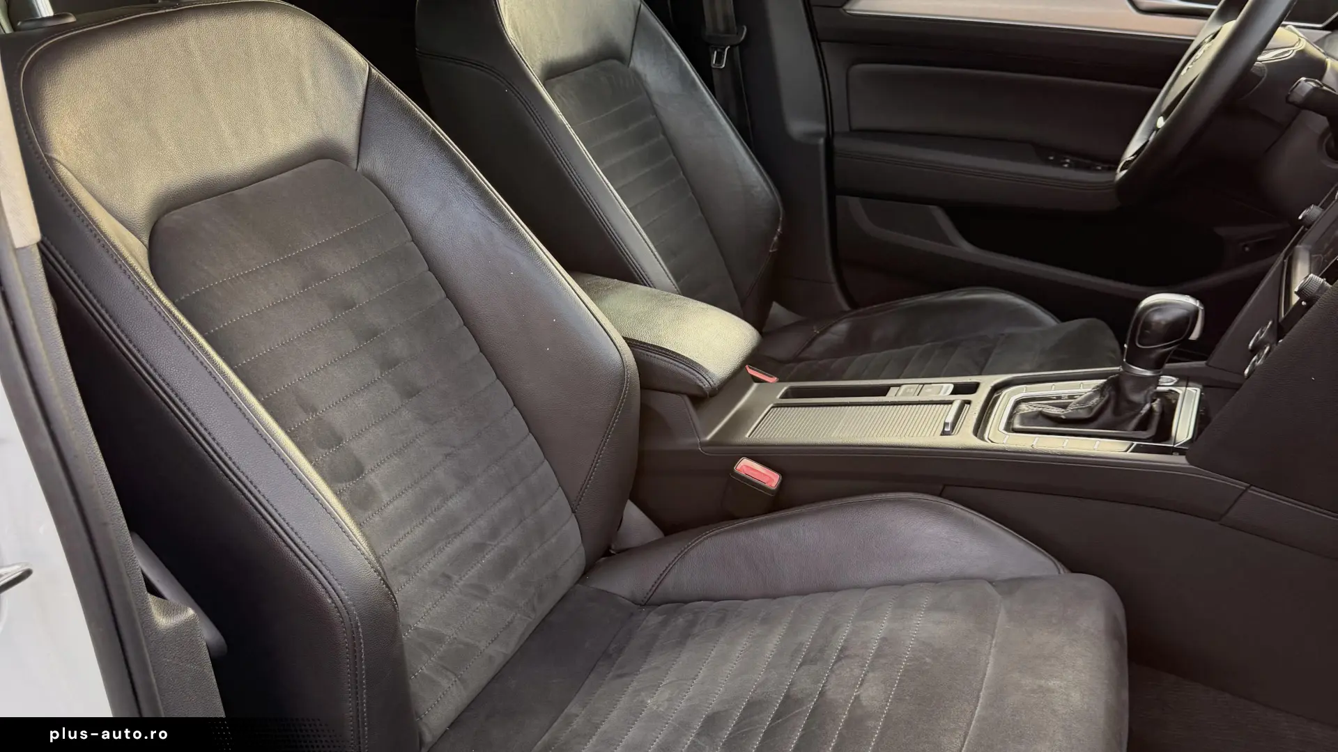 Volkswagen Passat 1.6 TDI DSG R-Line