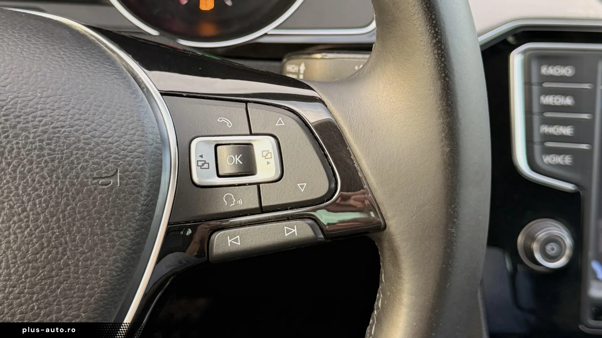 Volkswagen Passat 1.6 TDI DSG R-Line