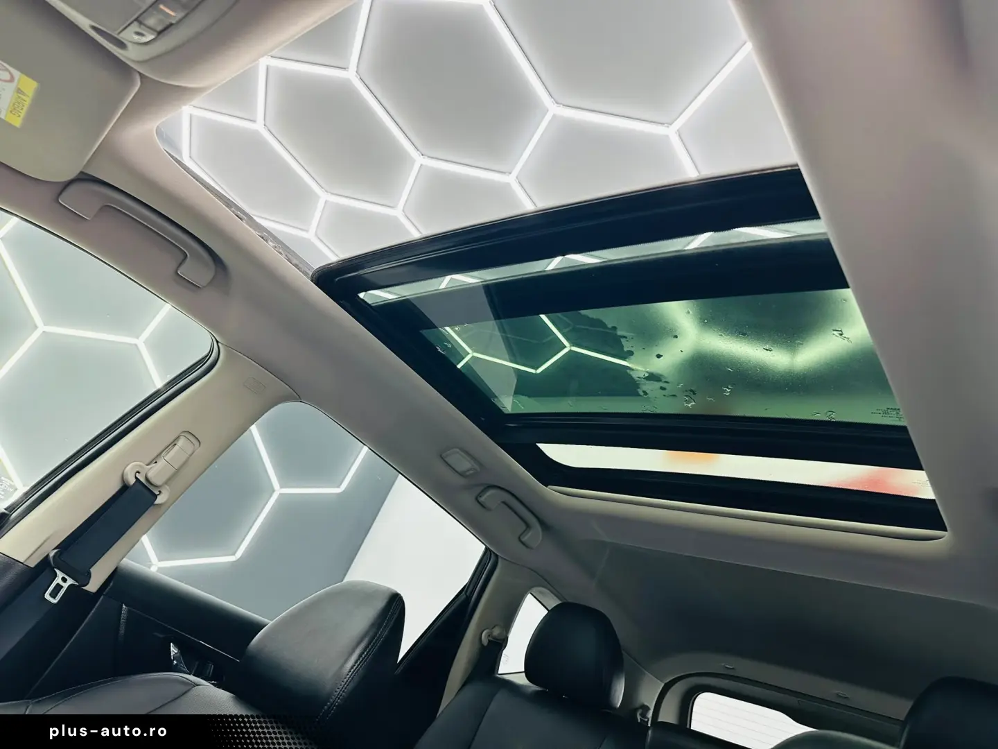 NISSAN X-TRAIL 2018 1.6D E6 7 Locuri Garantie 12 Luni Rate A