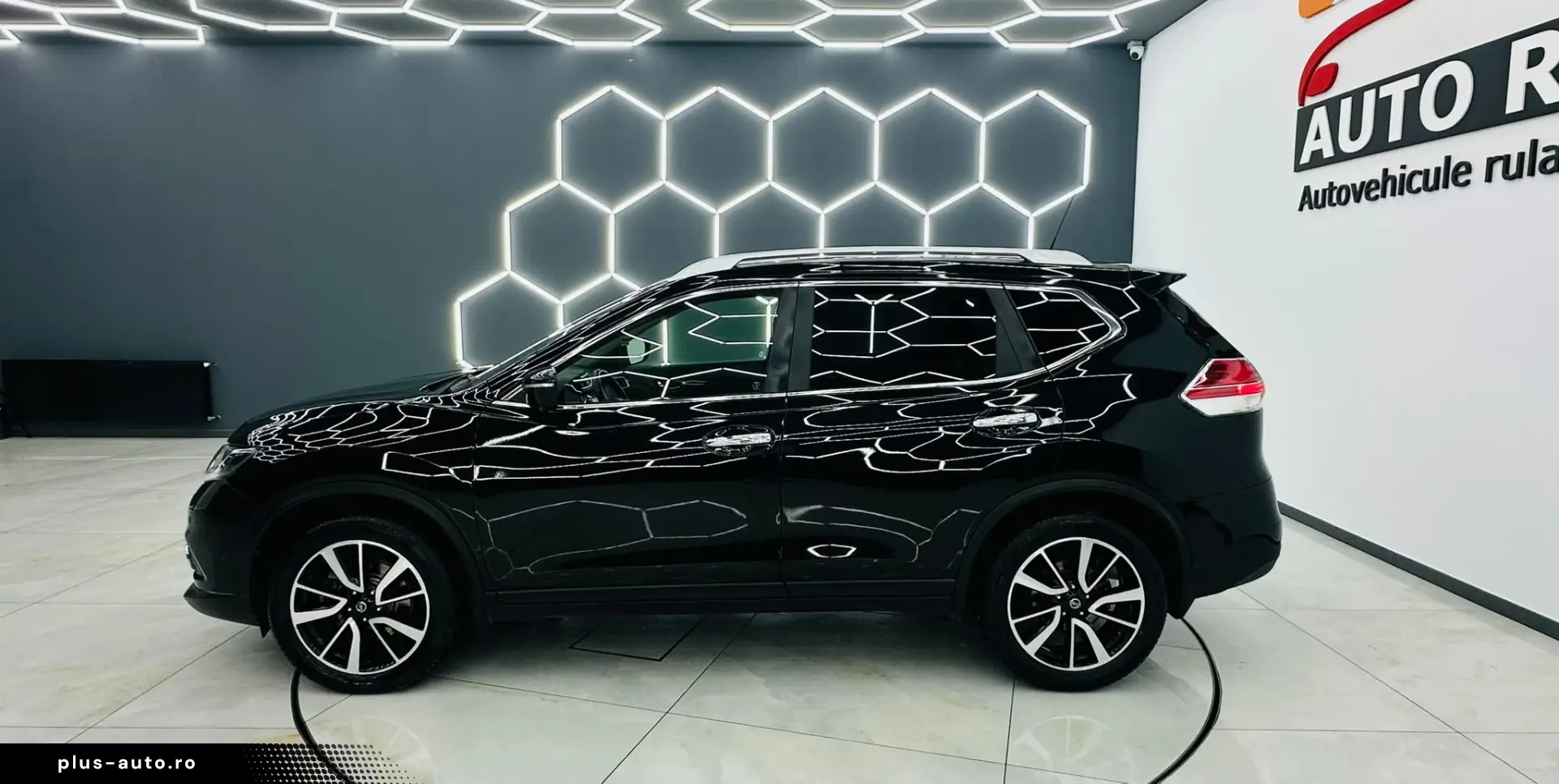 NISSAN X-TRAIL 2018 1.6D E6 7 Locuri Garantie 12 Luni Rate A