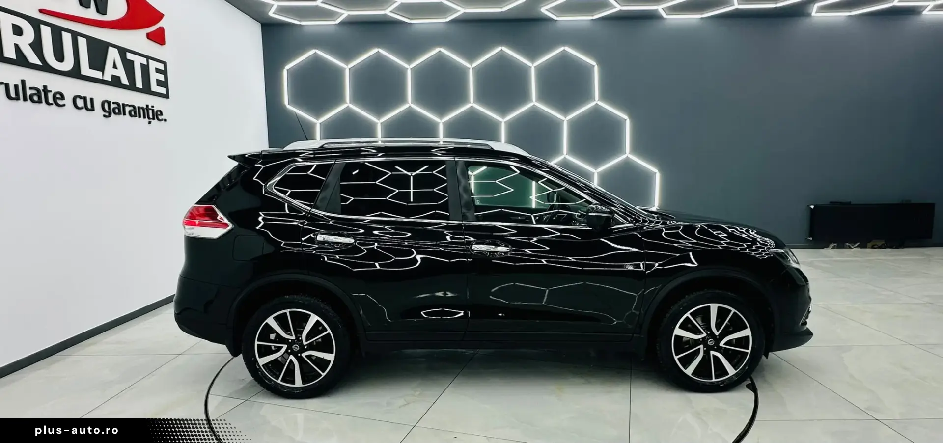 NISSAN X-TRAIL 2018 1.6D E6 7 Locuri Garantie 12 Luni Rate A