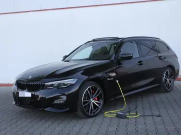 BMW 330e xDrive Touring M Sport  2022 Plug-in Hybrid