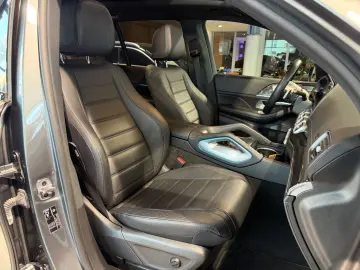 MERCEDES-BENZ GLS 350d 4Matic AMG Pano 7.Sitz ViCo C…