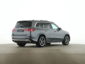 MERCEDES-BENZ GLS 400 d 4M AMG Pano AHK Distronic Ai…