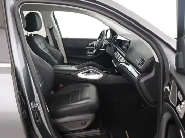 MERCEDES-BENZ GLS 400 d 4M AMG Pano AHK Distronic Ai…