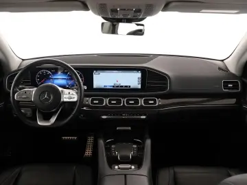 MERCEDES-BENZ GLS 400 d 4M AMG Pano AHK Distronic Ai…