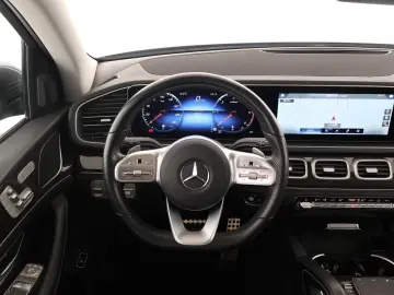MERCEDES-BENZ GLS 400 d 4M AMG Pano AHK Distronic Ai…