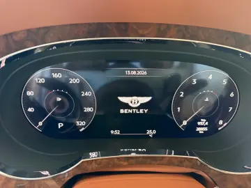 BENTLEY Bentayga Azure Edition 1 Long Wheelbase