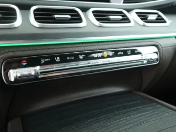 MERCEDES-BENZ GLS 400 d 4M  AMG AHK Panorama 7-Sitze…