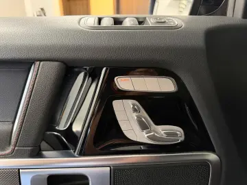 MERCEDES-BENZ G 350 d 4M AMG AHK Widescreen LED Kamera Loop