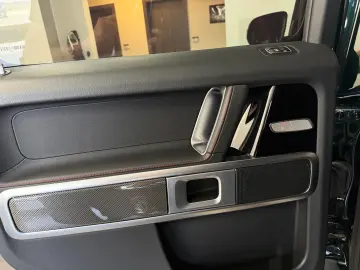 MERCEDES-BENZ G 350 d 4M AMG AHK Widescreen LED Kamera Loop