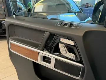 MERCEDES-BENZ G 400d COMAND AHK MBEAM MEMORY SHD KAM…