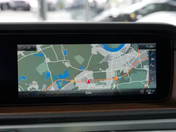 MERCEDES-BENZ G 350d   EXCLUSIVE SCHIEBEDACH LEDER 360 KAM