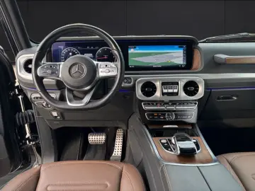 MERCEDES-BENZ G 350 d AMG Schiebedach AHV Multibeam