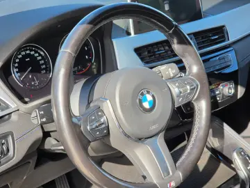 BMW X1 xDrive 20d Automat Pachet M Sport LED Carlig