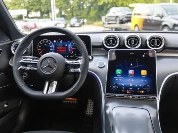 Mercedes-Benz C 220 d AMG Line • PANO • 360  • DISTRONIC