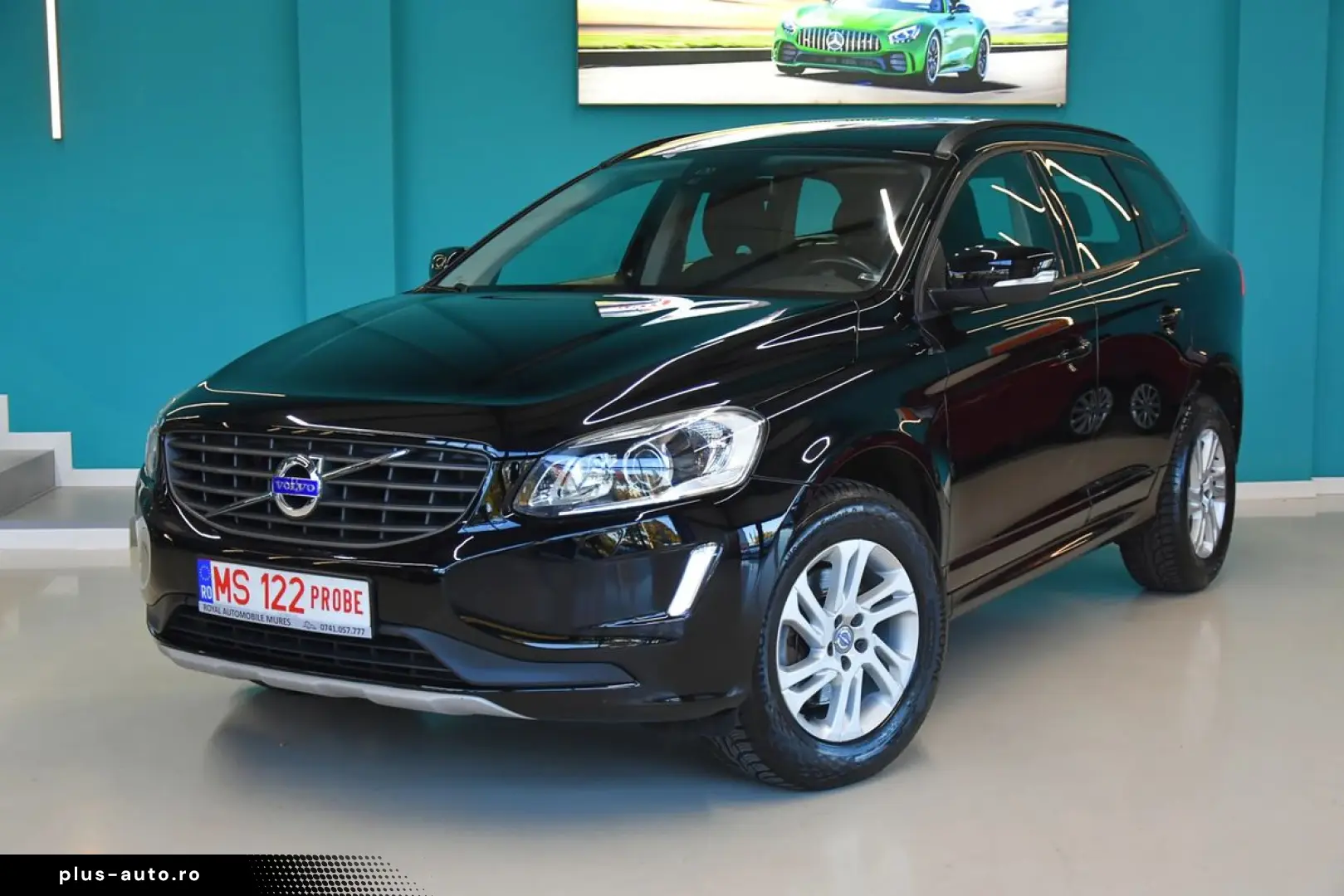 VOLVO XC60 2017 — imagine 12