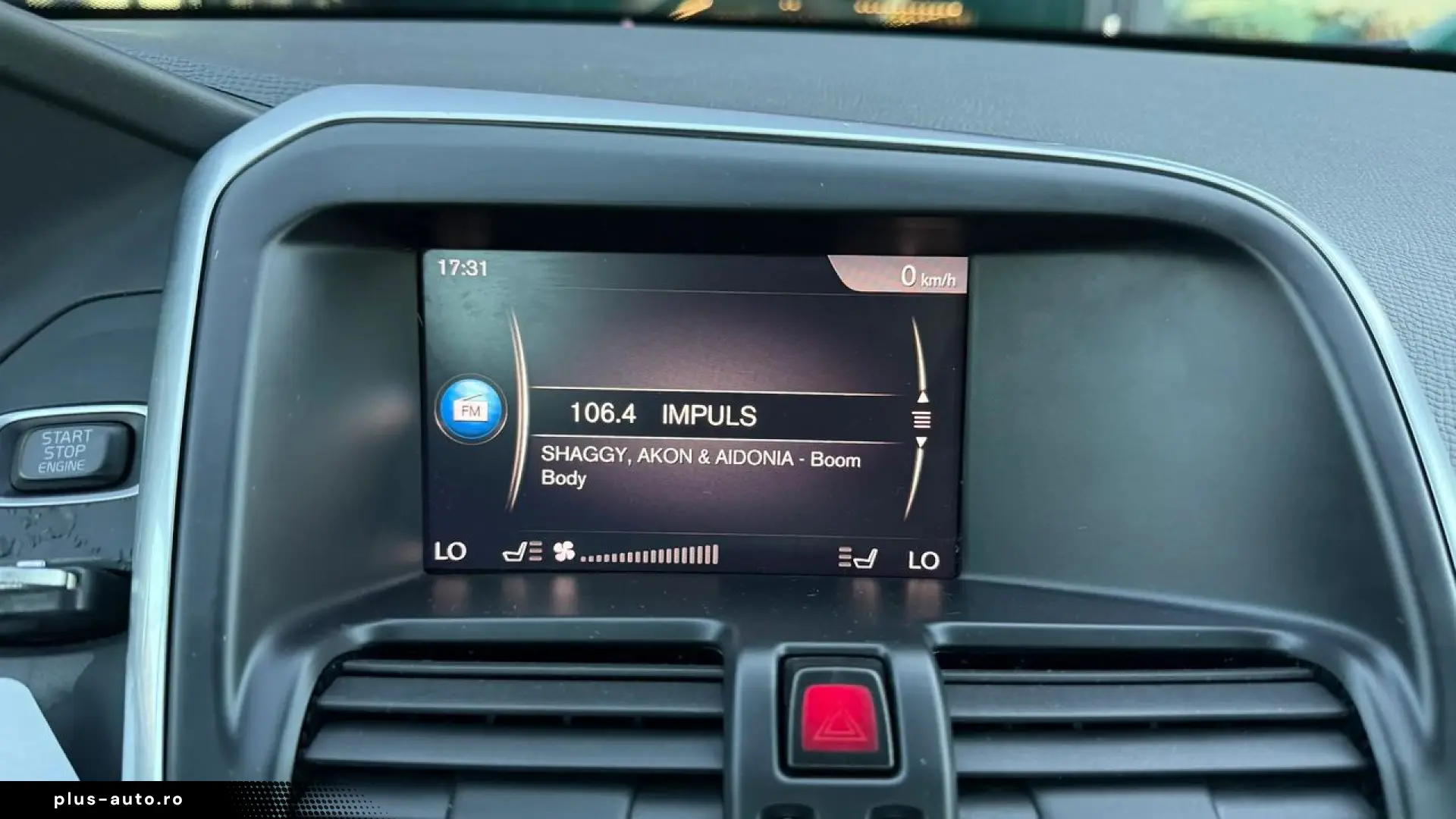 VOLVO XC60 2017 — imagine 21