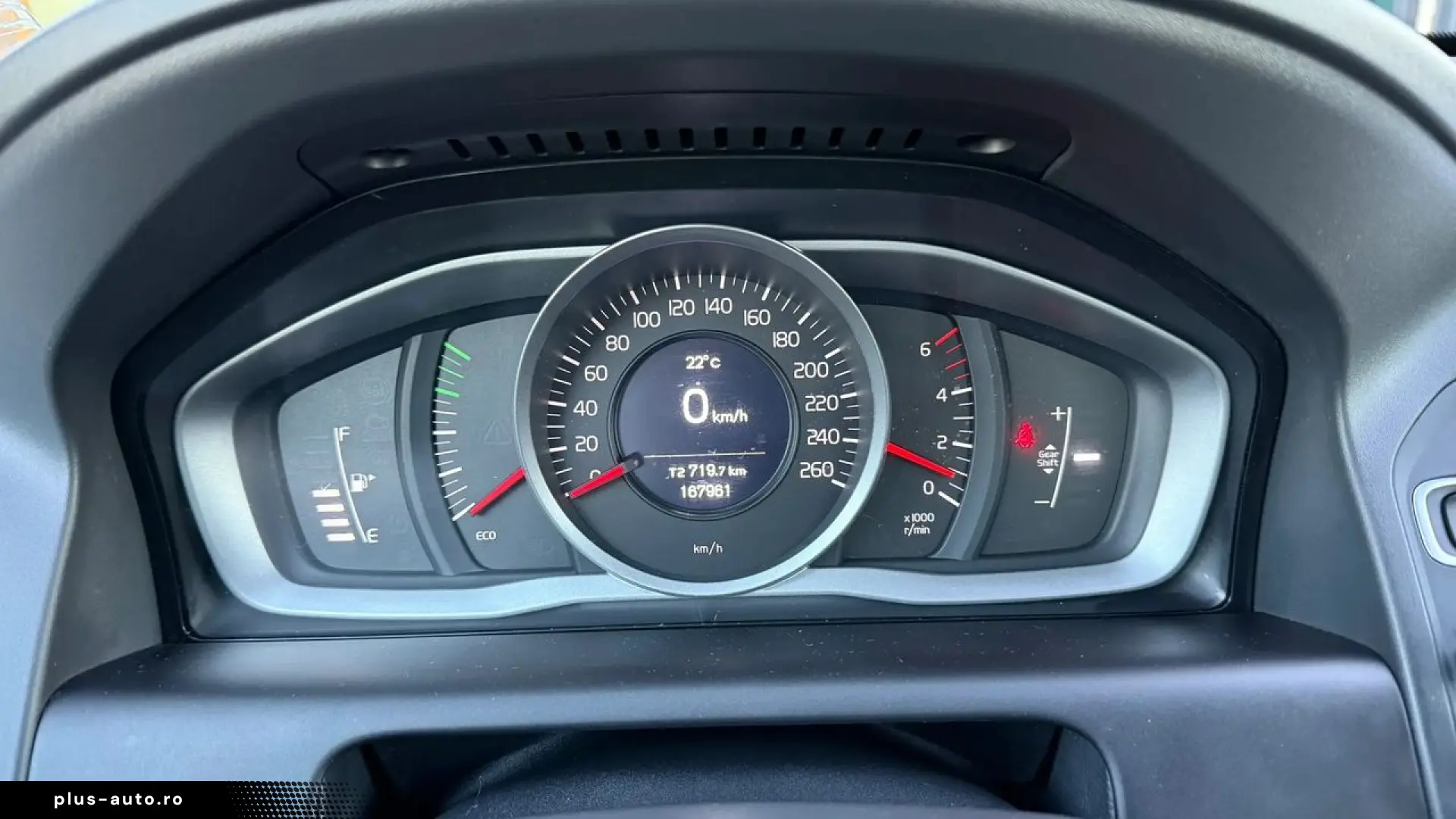 VOLVO XC60 2017 — imagine 26