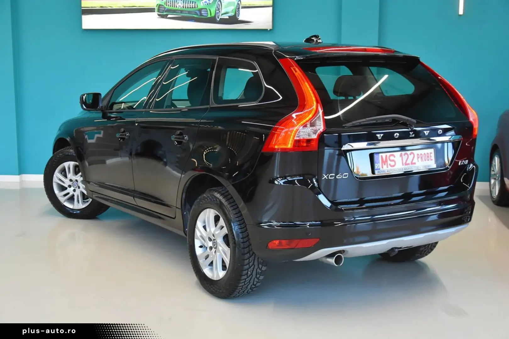 VOLVO XC60 2017 — imagine 31