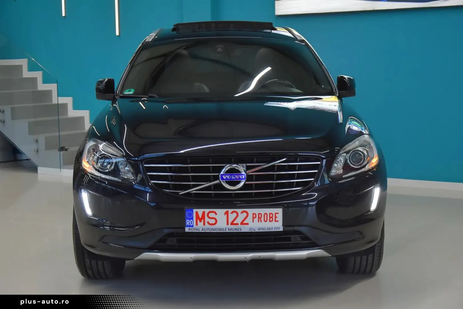 VOLVO XC60 2015 — imagine 4