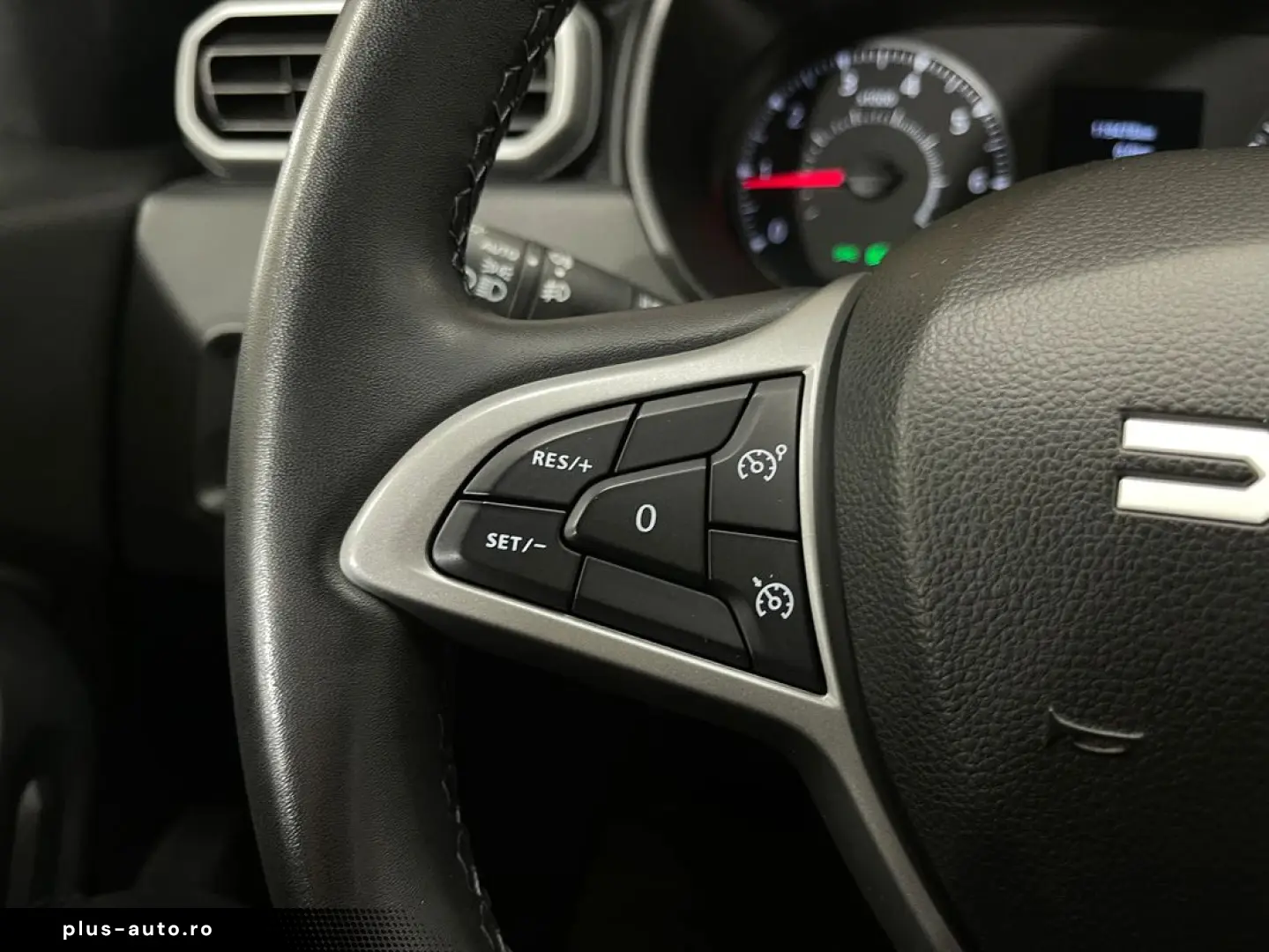 DACIA Duster 2023 — imagine 12