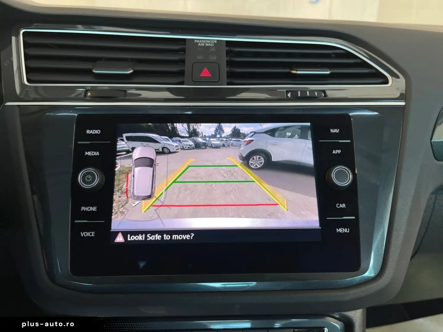 VOLKSWAGEN Tiguan 2019 — imagine 26