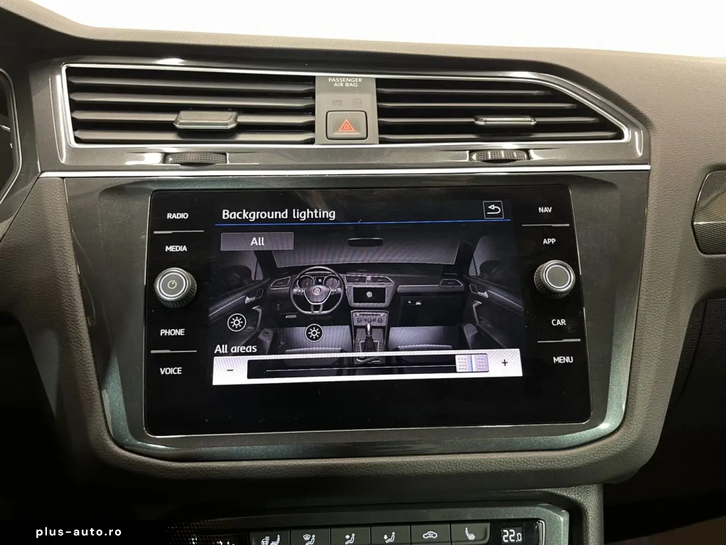 VOLKSWAGEN Tiguan 2019 — imagine 33
