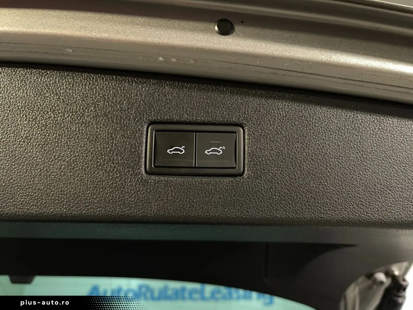 VOLKSWAGEN Tiguan 2019 — imagine 38