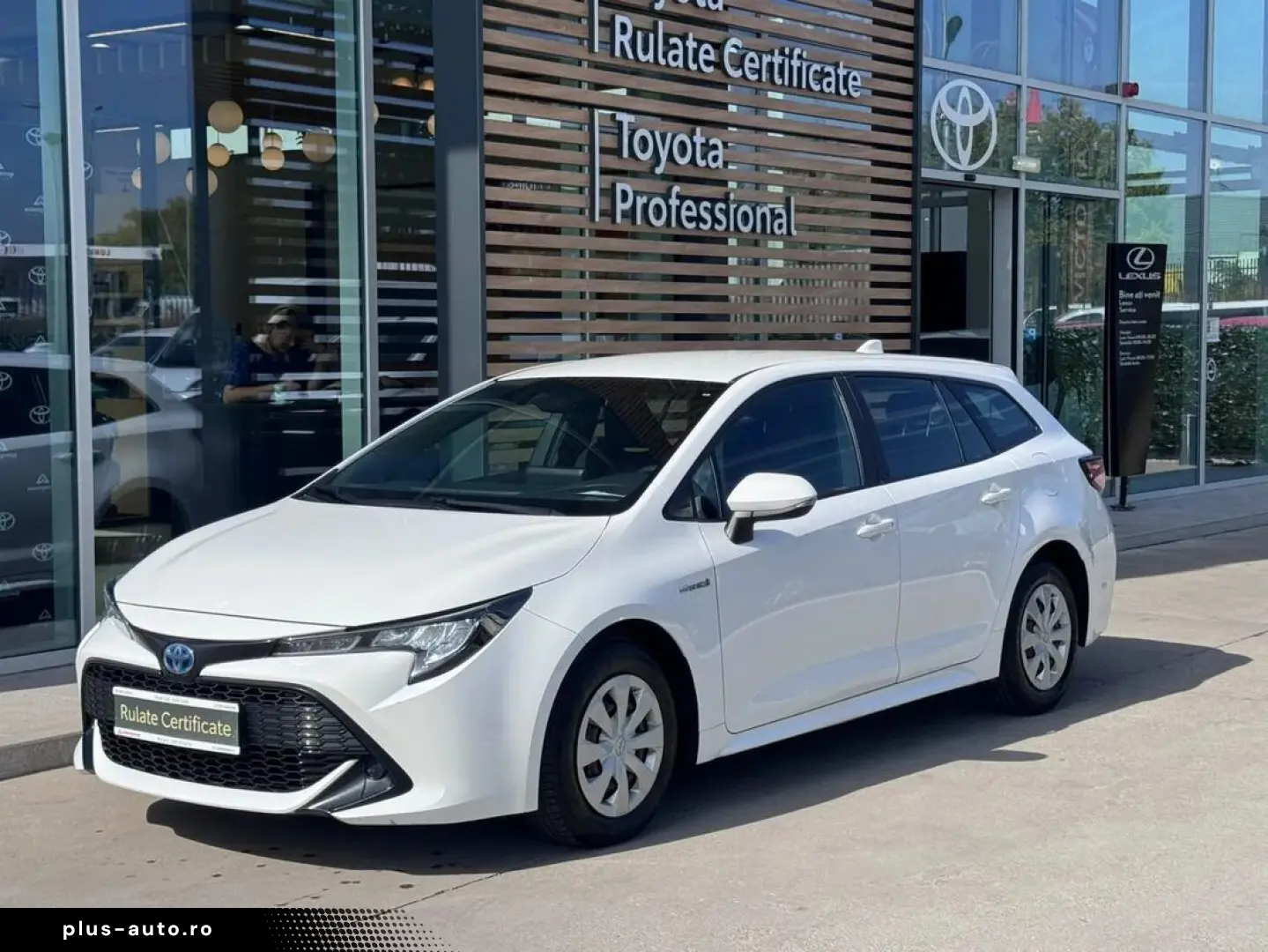 Toyota Corolla 1.8 Hybrid Eco Hsd Ts E-CVT