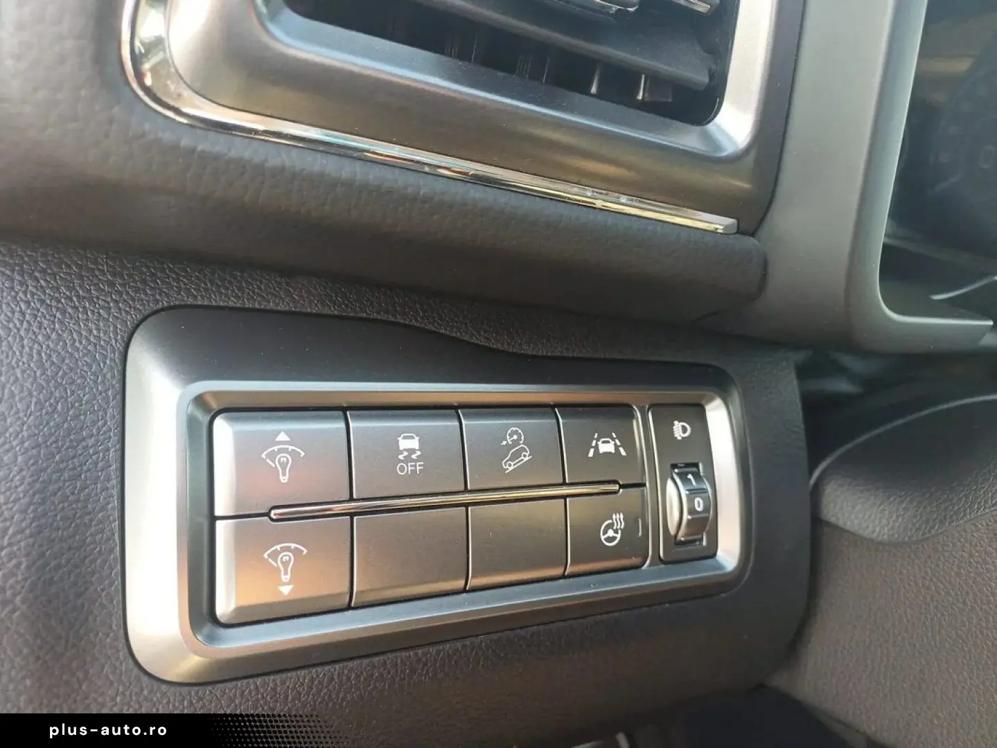 Ssangyong Tivoli-Grand
