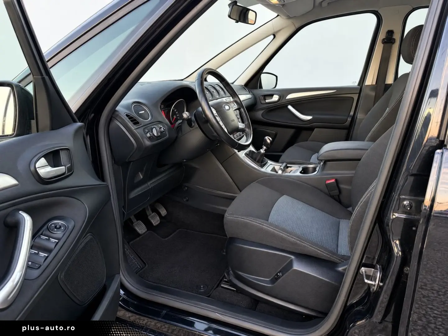 Ford Galaxy “7 Locuri”    Euro 5    2.0Diesel 2011