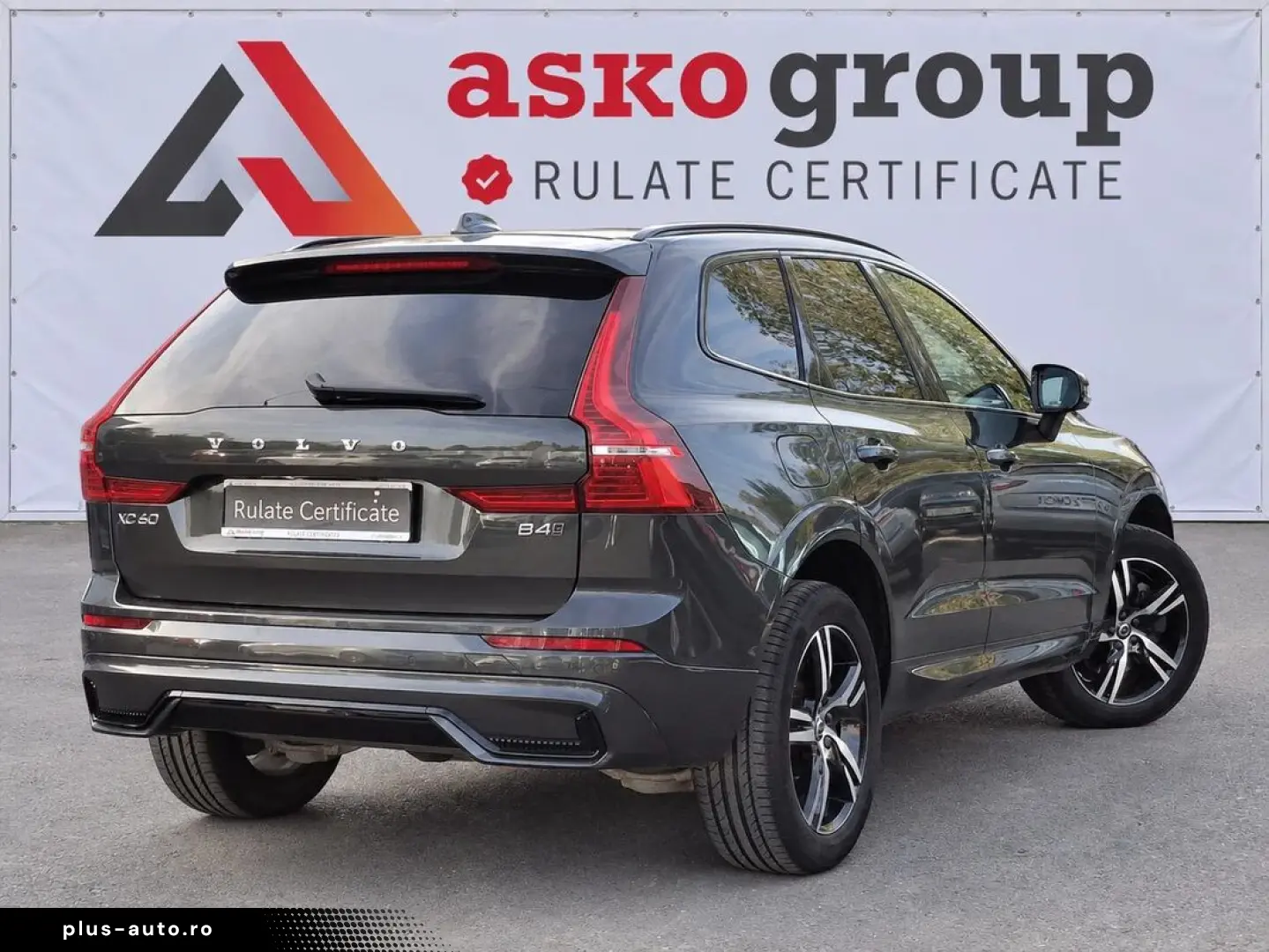 VOLVO XC60 2021 — imagine 2