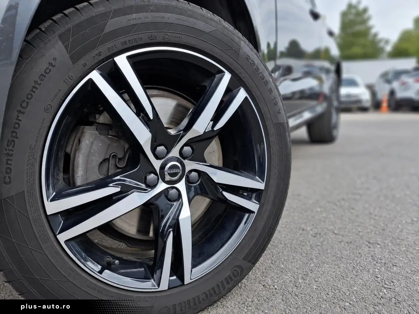VOLVO XC60 2021 — imagine 19