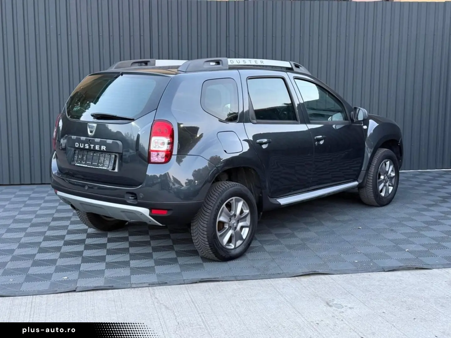 Dacia Duster 1.5dCi 4x2    Vindem in Rate Avans Zero cu Bule