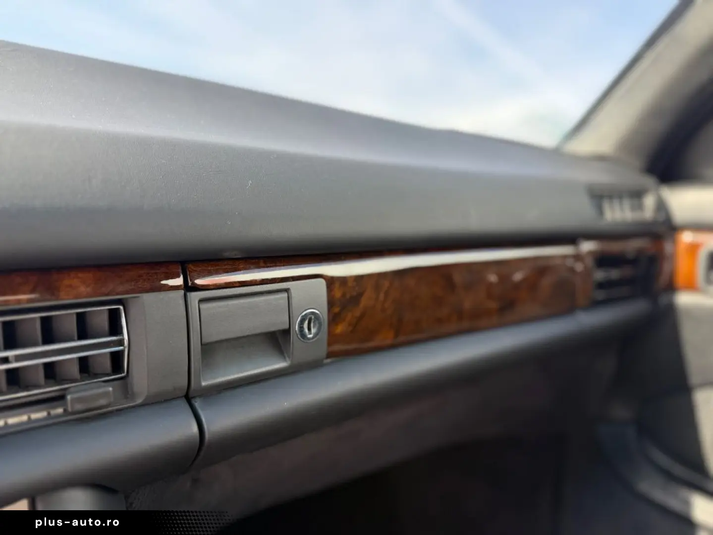 Mercedes-Benz S