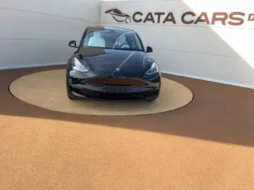 Tesla T-Model-Y