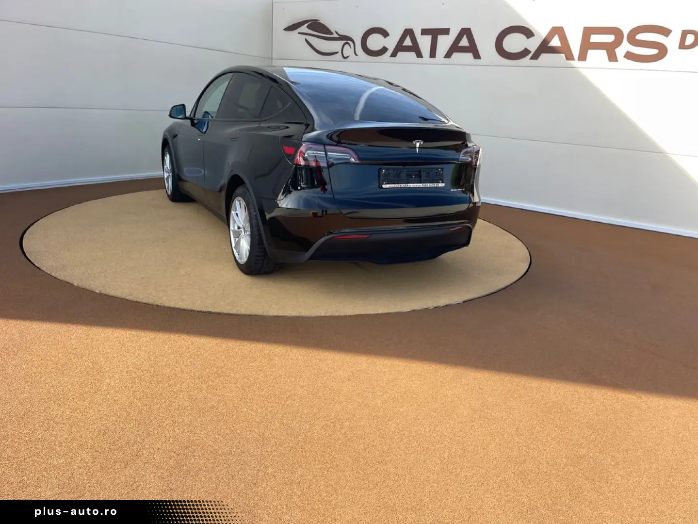 Tesla T-Model-Y