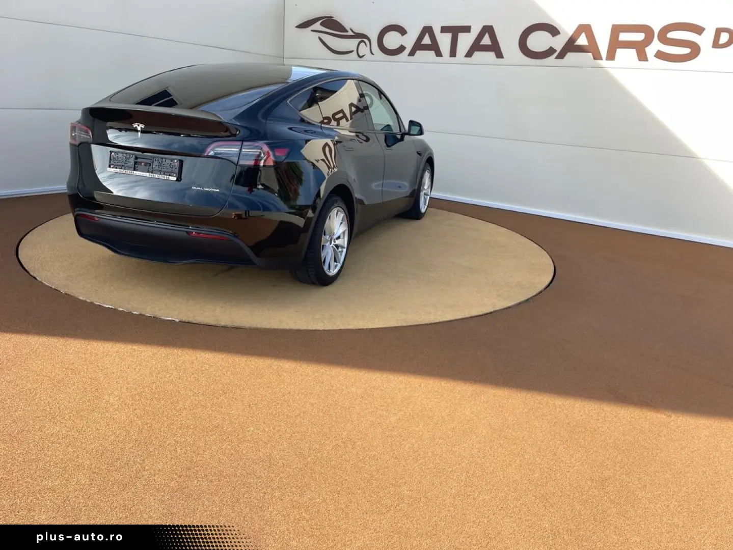 Tesla T-Model-Y