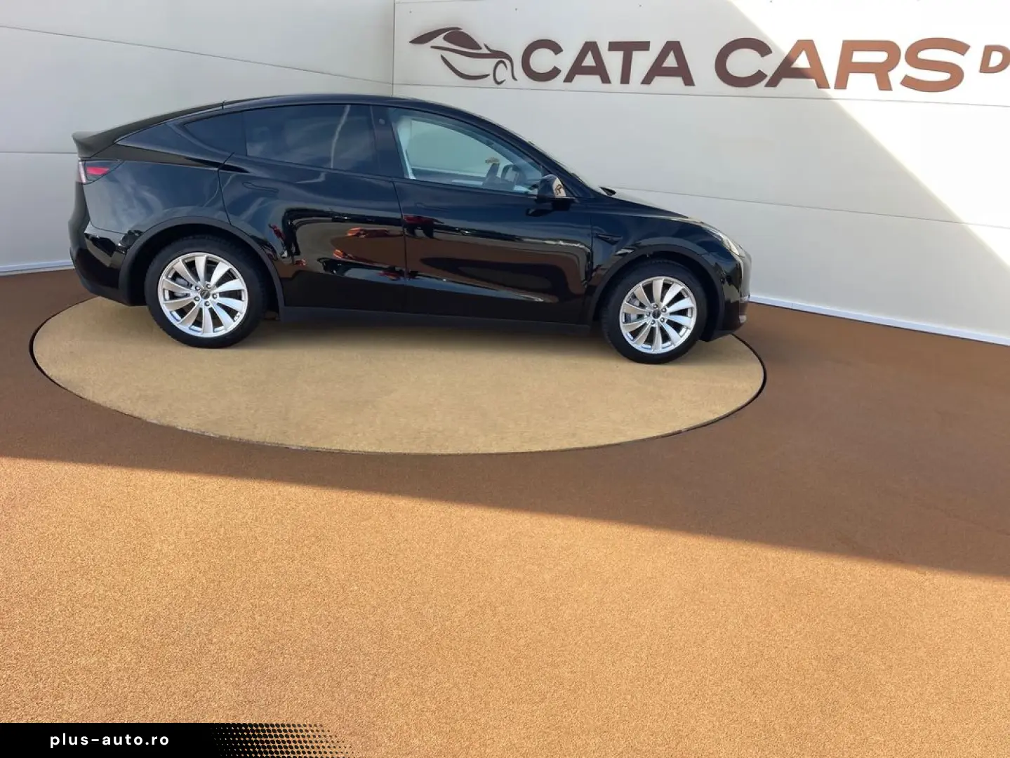 Tesla T-Model-Y