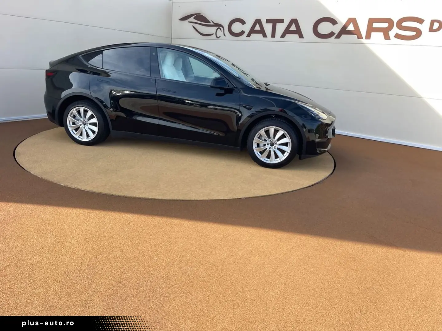 Tesla T-Model-Y